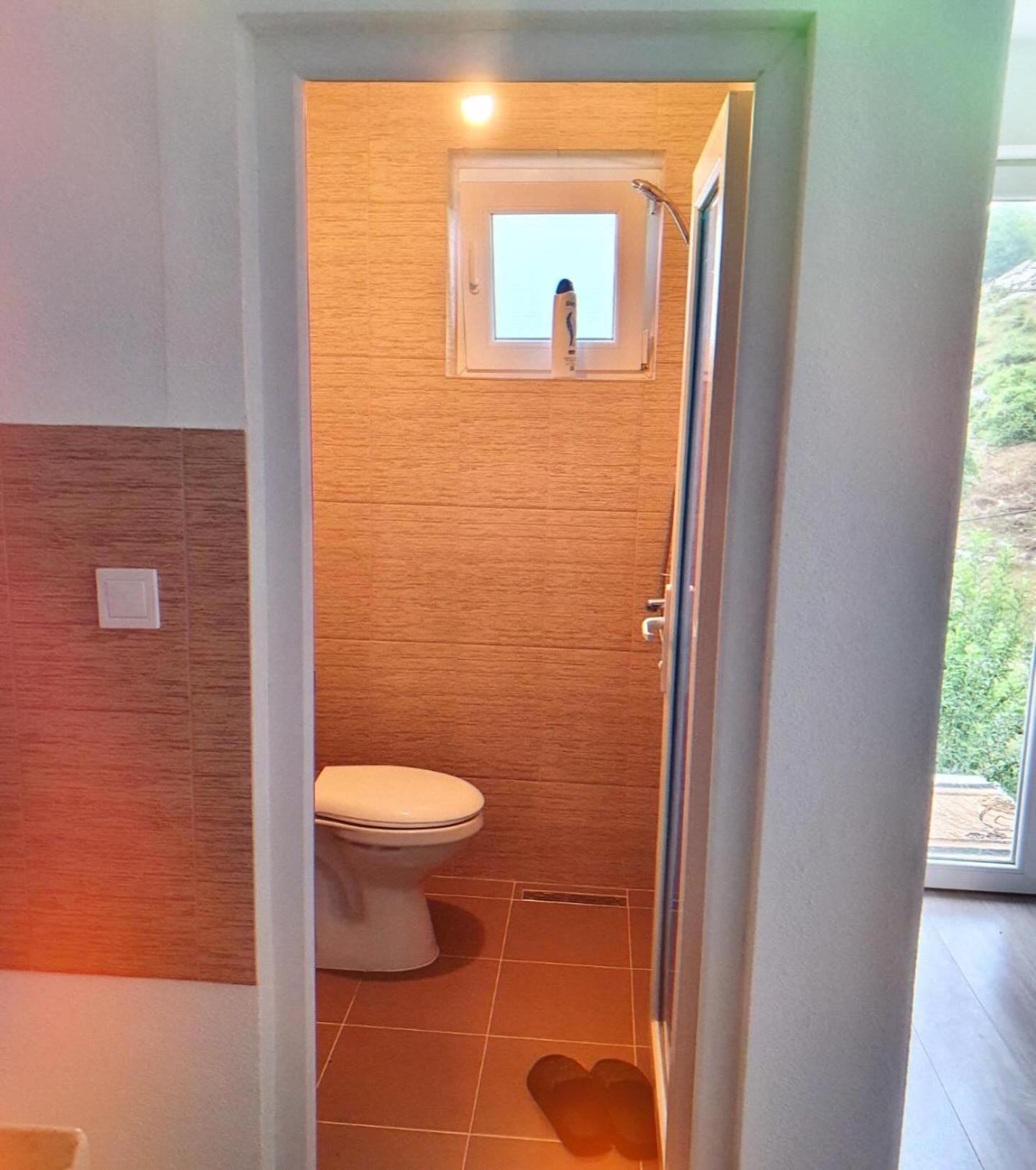 Guest House Ulnika Vuthaj Екстериор снимка