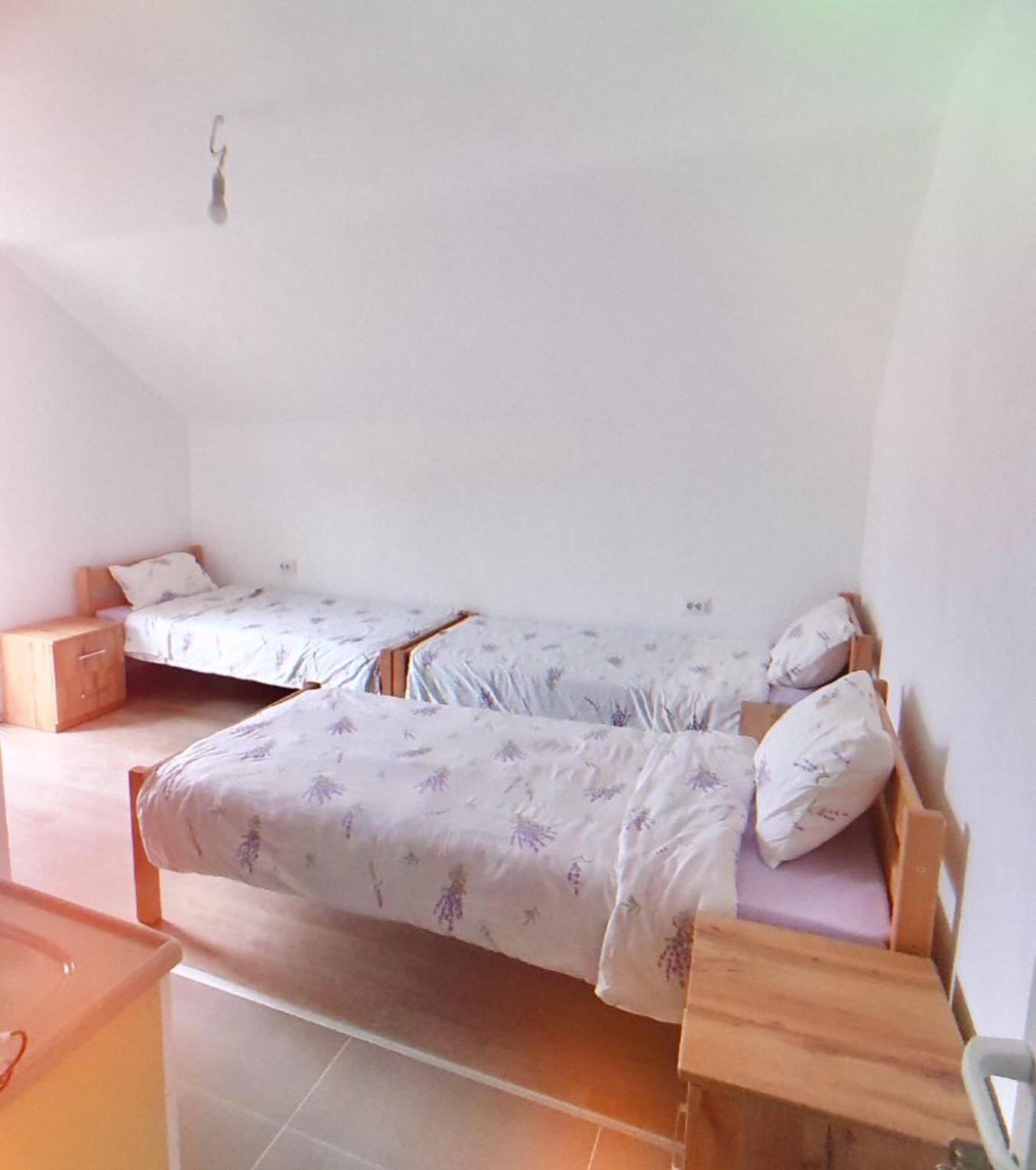 Guest House Ulnika Vuthaj Екстериор снимка